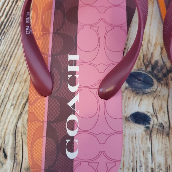 Coach Zak Flip Flops - Picture 7 of 8